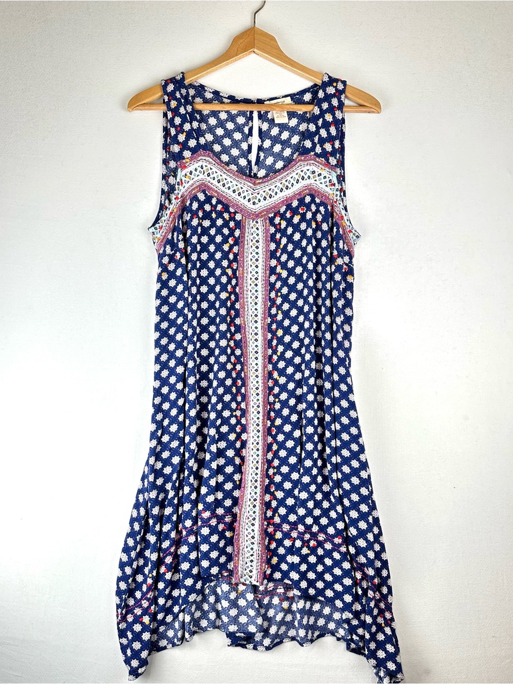 Sundance Sleeveless Geo Asymmetric Hem‎ Embroidered Details Boho Beach Resort
